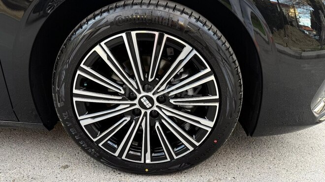 Geely Galaxy A7-8