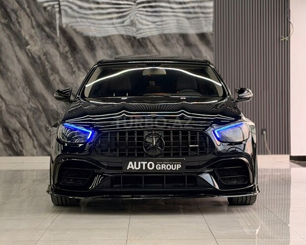 Mercedes E 400 4MATIC-1