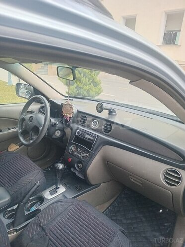 Mitsubishi Outlander-3