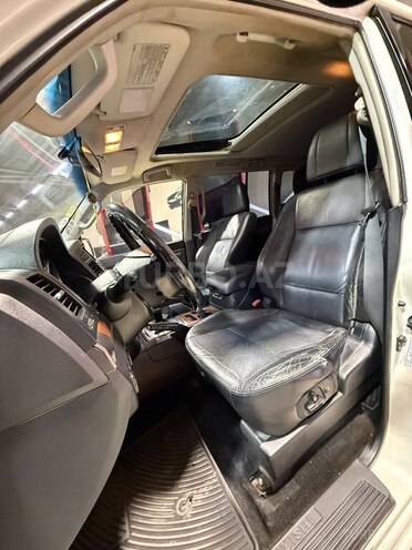 Mitsubishi Pajero-15