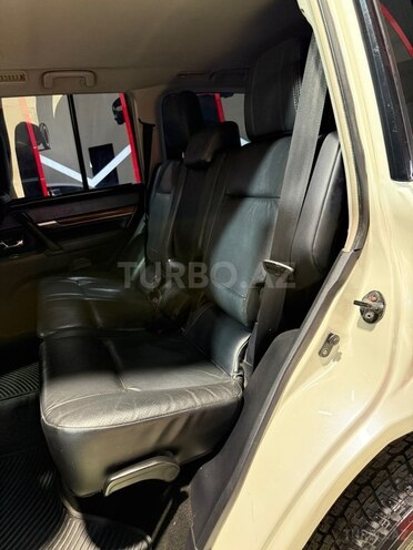 Mitsubishi Pajero-19