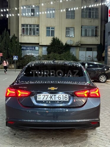 Chevrolet Malibu-5