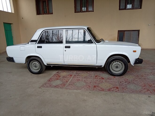 LADA (VAZ) 2107 2003, 20,000 km - 1.6 l - Tovuz