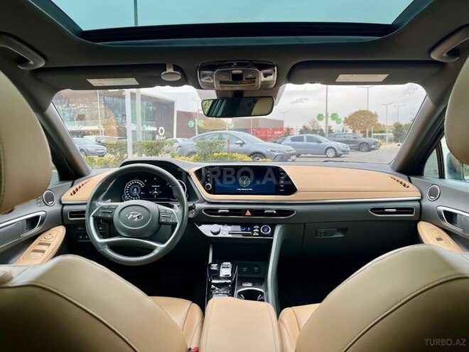 Hyundai Sonata-14