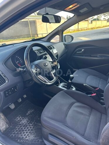 Kia Rio-6