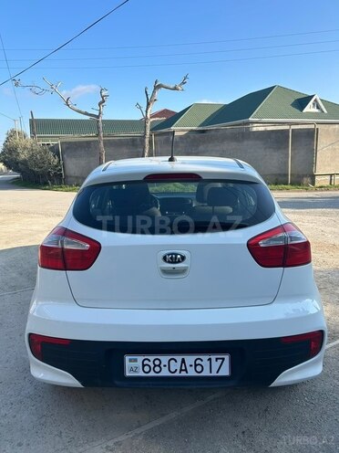Kia Rio-2