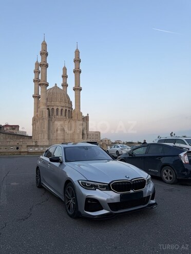 BMW 330-2