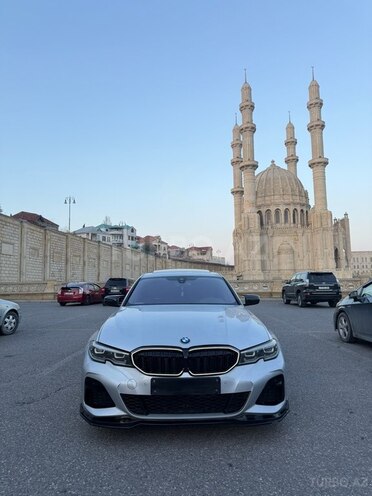 BMW 330-1