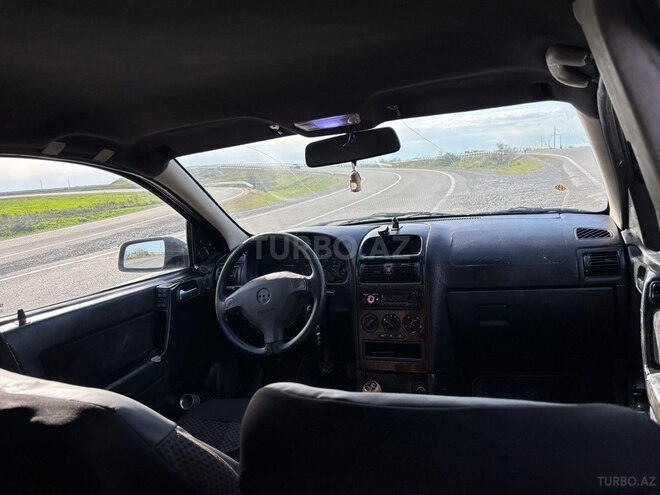 Opel Astra-7