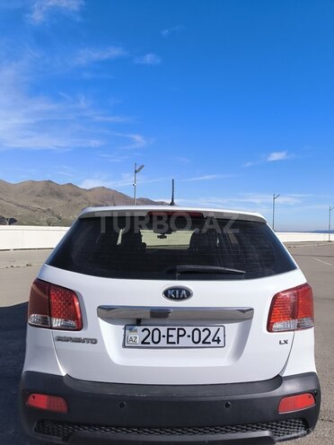 Kia Sorento-4
