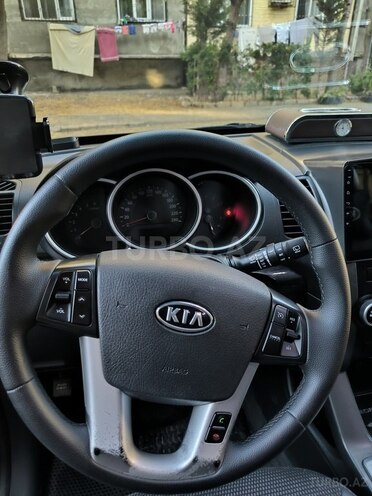 Kia Sorento-9