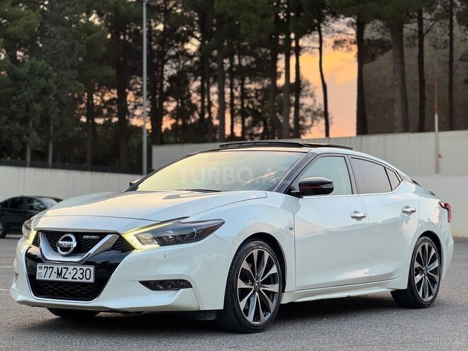 Nissan Maxima-3