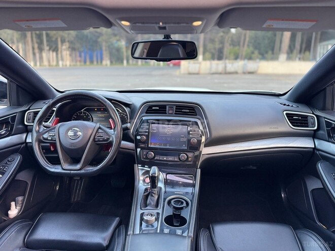 Nissan Maxima-16