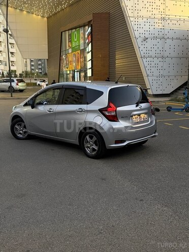 Nissan Note-4