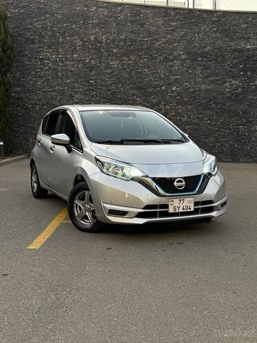 Nissan Note-1