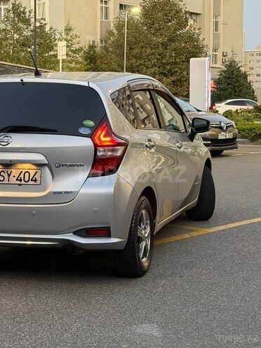 Nissan Note-6