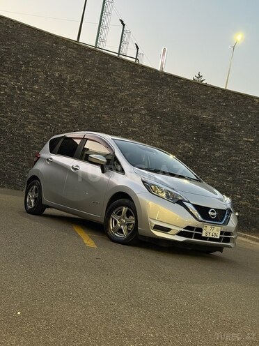 Nissan Note-21