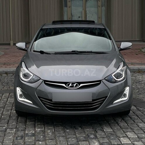 Hyundai Elantra-5