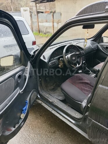 Chevrolet Niva-8