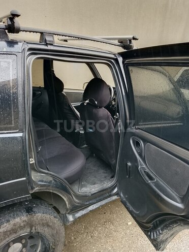 Chevrolet Niva-11