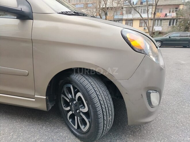 Kia Picanto-11