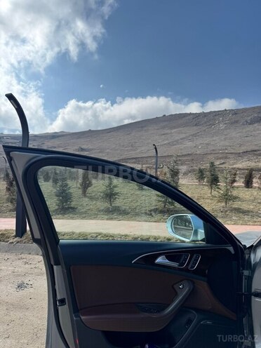 Audi A6-9