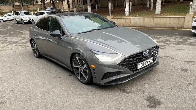 Hyundai Sonata-1