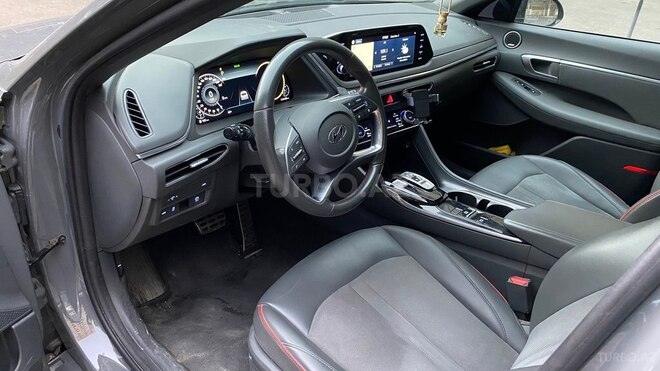 Hyundai Sonata-10