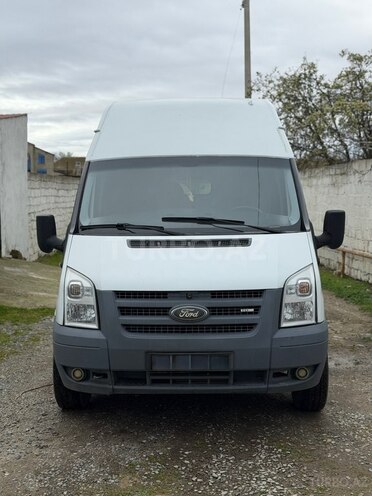 Ford Transit-1