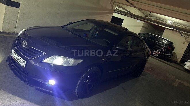 Toyota Camry-15