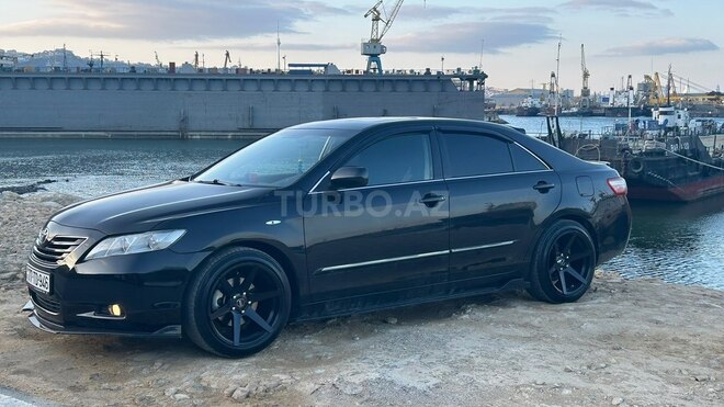 Toyota Camry-6
