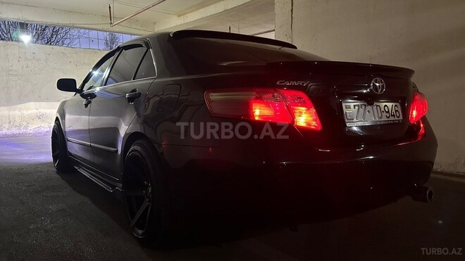 Toyota Camry-12