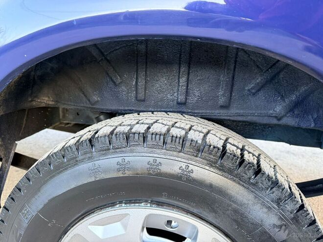 Ford Transit-15