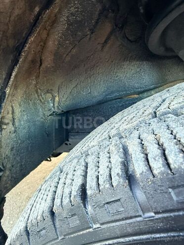 Ford Transit-21