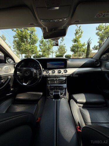 Mercedes E 200 d-7