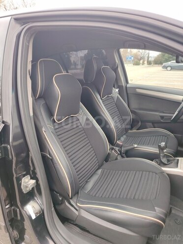 Opel Astra-10