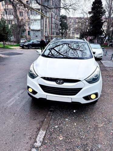 Hyundai ix35-1