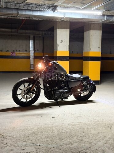 Harley-Davidson XL883N Sportster Iron 883-4