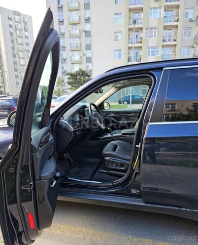 BMW X5-8
