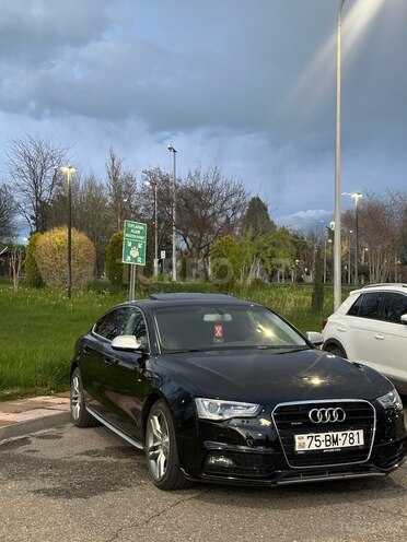 Audi A5-3