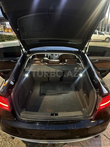 Audi A5-18