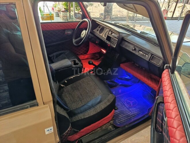 LADA (VAZ) 2107-6
