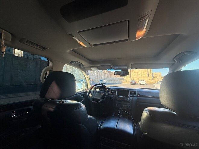 Lexus LX 570-8