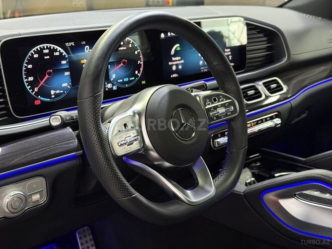 Mercedes GLS 450 4MATIC-13