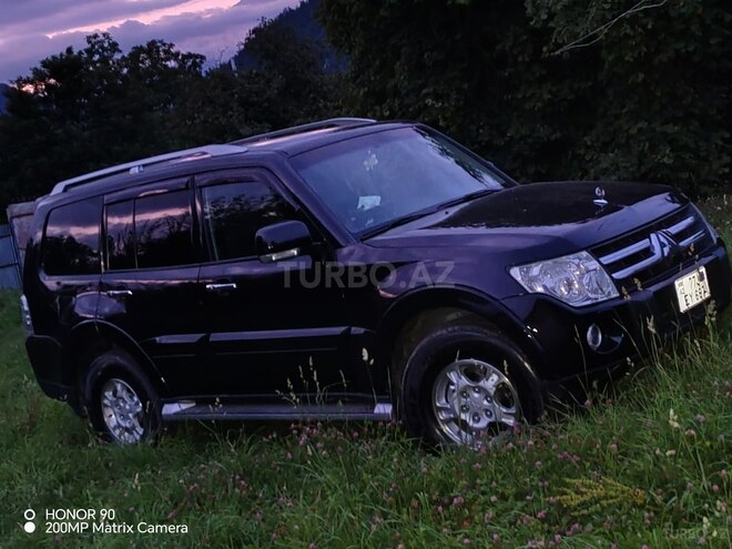 Mitsubishi Pajero 2007, 291,000 km - 3.0 l - Bakı