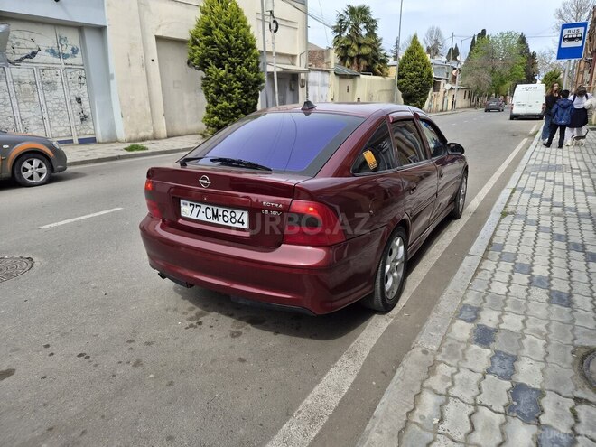 Opel Vectra-12
