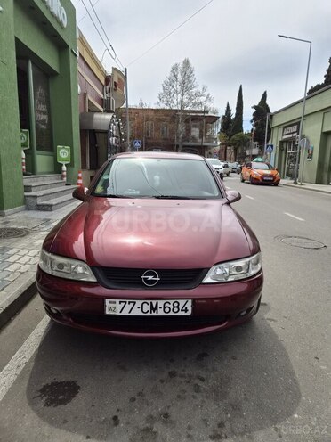 Opel Vectra-10