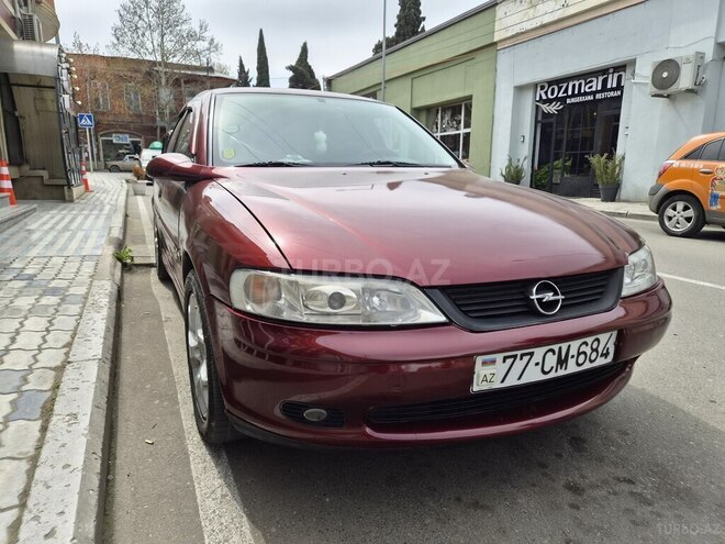 Opel Vectra-11