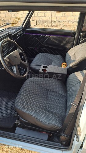 LADA (VAZ) 2107-4