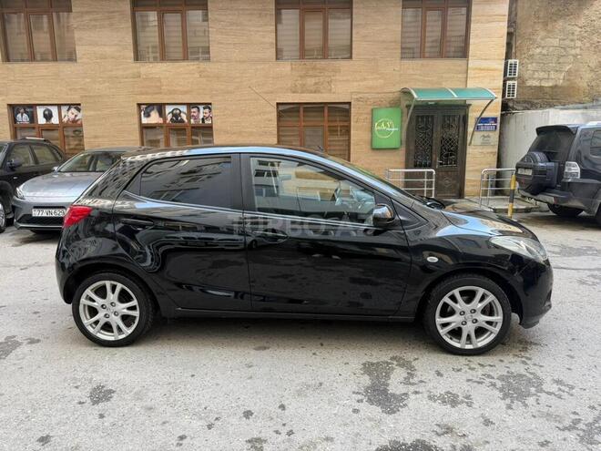 Mazda 2-2